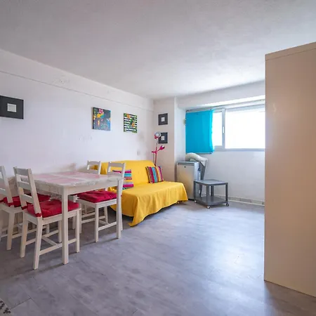 Apartamento T2 Sur La Plage D'aiguebelle Pour 4 Avec Parking - Fr-1-677-48